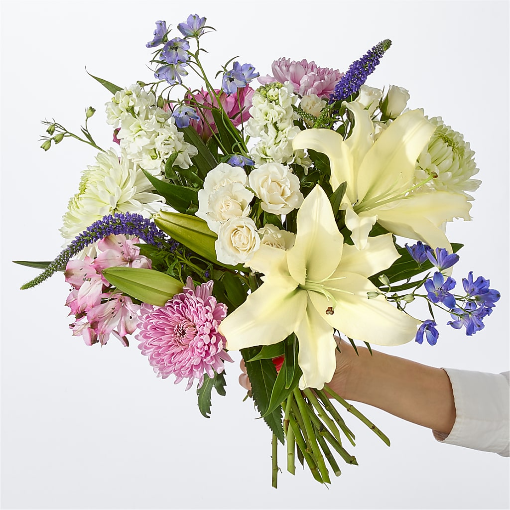 Winter Celebration Bouquet – SOBEY'S, Mississauga ON