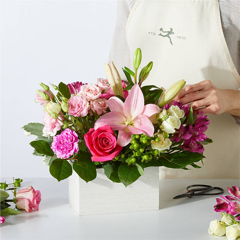 Sweetberry Box – A Florist Original – SOBEY'S, Mississauga ON