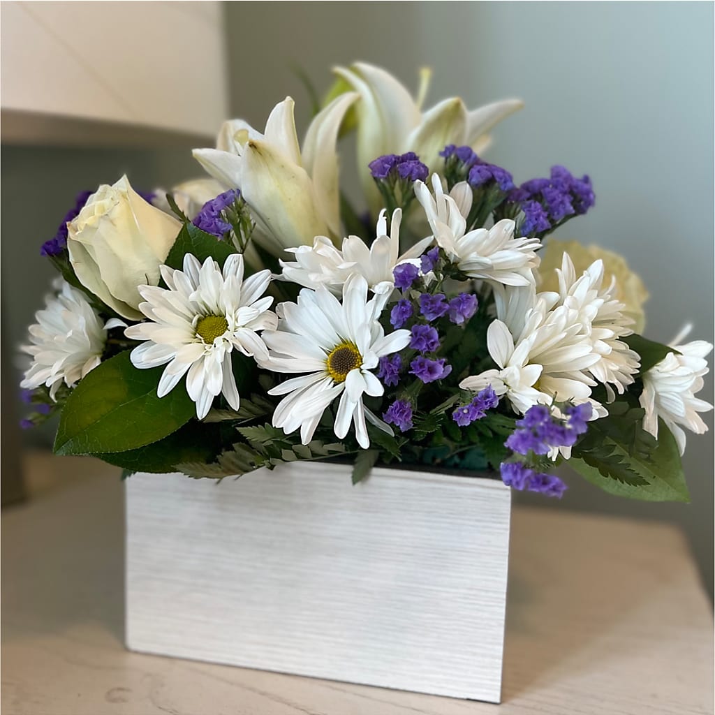 Beyond Blue Box Bouquet – SOBEY'S, Mississauga ON