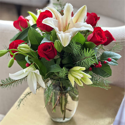 Sparkling Snowflakes Bouquet – SOBEY'S, Mississauga ON