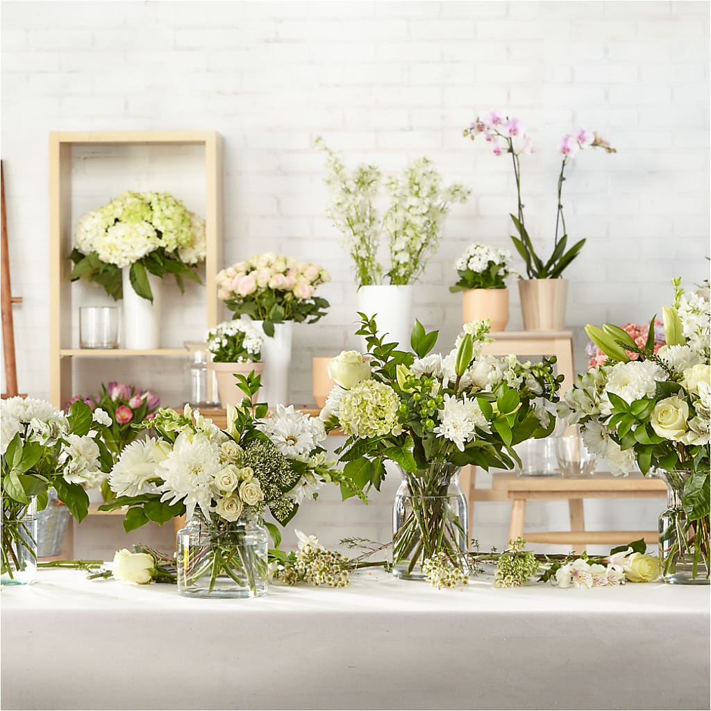 Classic Ivory – A Florist Original – SOBEY'S, Mississauga ON