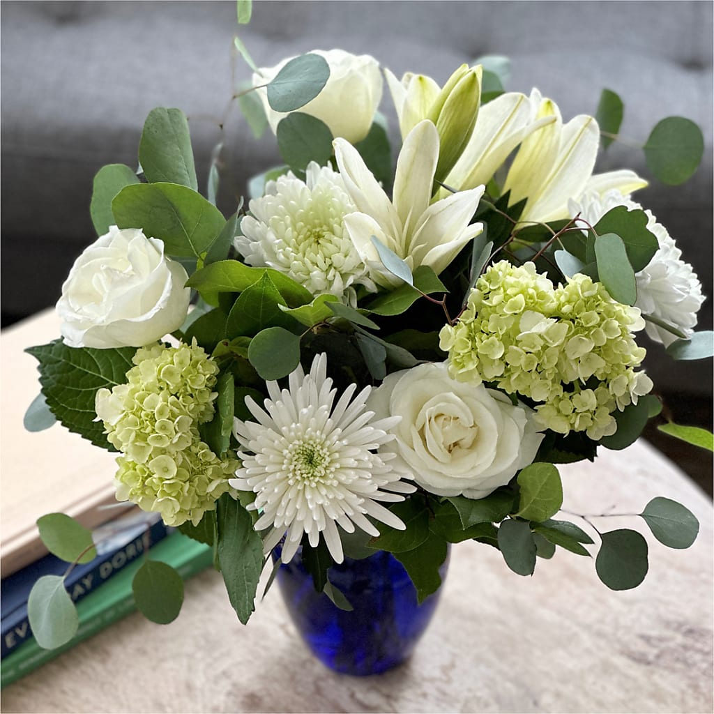 Snowy Dreams Bouquet – SOBEY'S, Mississauga ON